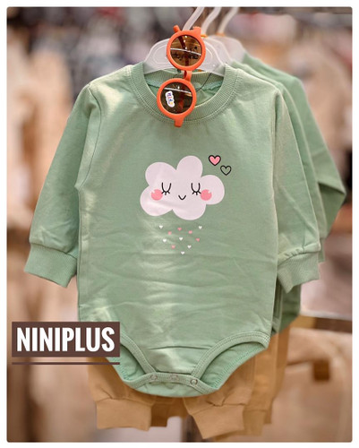 ست بادی شلوار دورس طرح ابر سبز...............19329