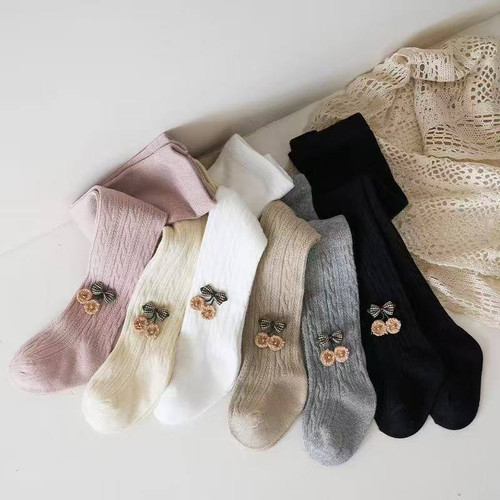 جوراب شلواری کبریتی طرح پاپیون 4خونه .......19452